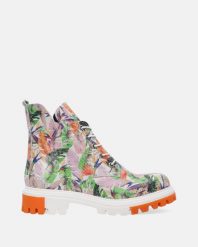 KOLOROWE BOTKI DAMSKIE 53C0754 MULTI-OR. Botki Venezia, bez wzorów, ze skóry, bez obcasa, bez zapięcia. Za 399.00 zł.