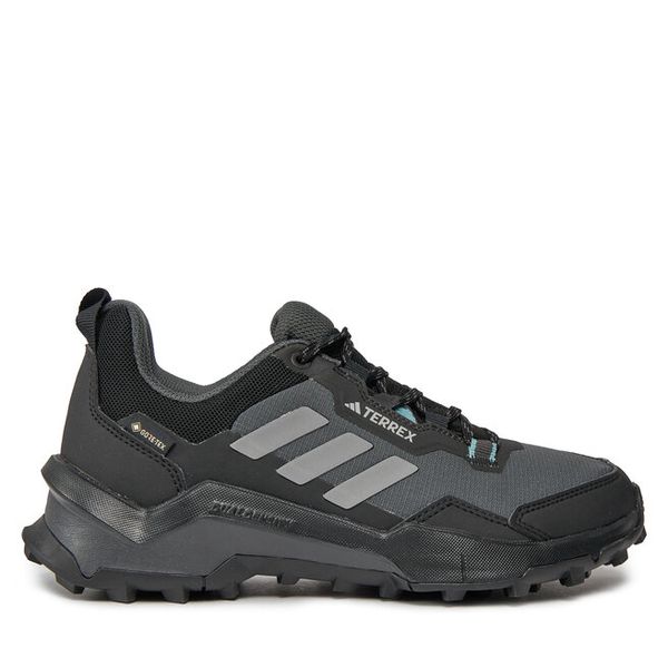 Trekkingi adidas. Czerwone buty trekkingowe adidas, bez wzorów, z gore-texu, bez zapięcia, trekkingowe, gore-tex. Za 569.99 zł.