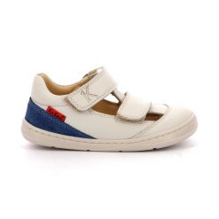 Sandały KICKERS KICKGOLDI Biały. Białe sandały Kickers, bez wzorów, ze skóry, bez obcasa, bez zapięcia. Za 190.99 zł.