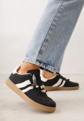 Czarne Sneakersy Typu Tenisówki Ozdobione Koralikami Daemeli. Czarne trampki Renee, bez wzorów, z jeansu, klasyczne, bez zapięcia. Za 99.99 zł.