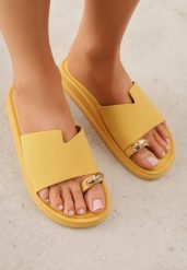 Żółte Klapki Japonki Ozdobione Aplikacją na Palcu Noevianna. Żółte japonki Renee, z aplikacjami, z jeansu. Za 79.99 zł.