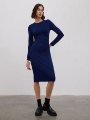 BGN Sukienka w kolorze granatowym rozmiar: 38. Niebieskie sukienki BGN, na imprezę, bez wzorów, bez kołnierzyka, bez ramiączek, midi. Za 100.04 zł.
