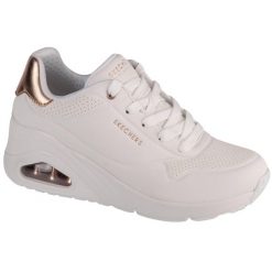 Buty sportowe Sneakersy damskie, Uno Wedge - Hi Steps. Białe buty sportowe lifestyle Skechers, bez wzorów, z materiału, bez zapięcia, trekkingowe. Za 423.00 zł.