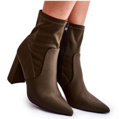 Damskie Botki Materiałowe Na Obcasie Khaki Amile brązowe. Brązowe botki bez wzorów, z materiału, eleganckie, przed kolano, bez obcasa, na obcasie, bez zapięcia. Za 221.62 zł.