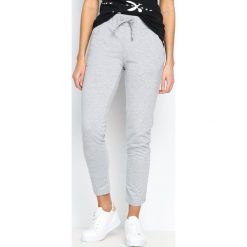 Szare Spodnie Dresowe Keep Fit. Spodnie dresowe marki bonprix. Za 39.99 zł.
