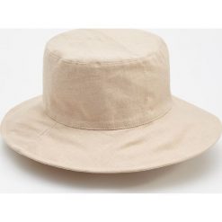 Lniany kapelusz - Beżowy. Kapelusze marki Reserved. Za 79.99 zł.