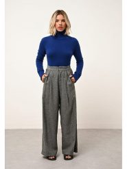 Just Cashmere Kaszmirowy golf "Lexie" w kolorze niebieskim rozmiar: L. Niebieskie swetry Just Cashmere, l, bez wzorów, z kaszmiru, bez ramiączek. Za 269.18 zł.
