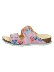 Think! Skórzane klapki "Julia" w kolorze jasnoróżowym rozmiar: 36. Różowe klapki Think!, bez wzorów, klasyczne, z otwartym noskiem, bez obcasa, na koturnie, bez zapięcia. Za 197.63 zł.