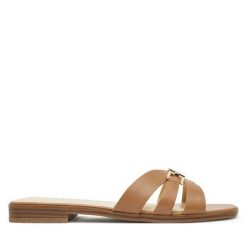 Klapki Guess. Brązowe klapki Guess, z aplikacjami, bez obcasa, bez zapięcia. Za 549.99 zł.