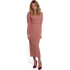 Elegancka długa sukienka ołówkowa z rozcięciem pudrowa. Sukienki Sukienki.shop, na imprezę, m, bez wzorów, eleganckie, bez kołnierzyka, bez ramiączek, maxi, ołówkowe. Za 409.00 zł.