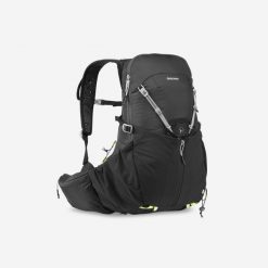 Plecak turystyczny Quechua FH500 17 l. Czarne plecaki QUECHUA, bez wzorów, bez dodatków. Za 229.99 zł.