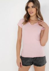 Jasnoróżowy T-shirt Aerippe. Czerwone t-shirty Born2be, l, z aplikacjami, z bawełny, klasyczne, bez kołnierzyka, bez ramiączek. W wyprzedaży za 25.49 zł.