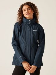 Regatta Kurtka przeciwdeszczowa "Daysha" w kolorze granatowym rozmiar: 40. Niebieskie kurtki przeciwdeszczowe Regatta, bez wzorów, bez kaptura, outdoorowe. Za 140.53 zł.