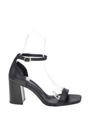 Lizza Shoes Skórzane sandały w kolorze czarnym rozmiar: 40. Czarne sandały Lizza Shoes, bez wzorów, ze skóry, z otwartym noskiem, bez obcasa, na koturnie, bez zapięcia. Za 74.11 zł.