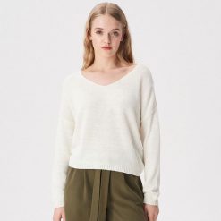 Luźny sweter basic - Kremowy. Swetry marki Sinsay. Za 49.99 zł.