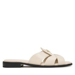 Klapki Tommy Hilfiger. Białe klapki Tommy Hilfiger, bez wzorów, bez obcasa, bez zapięcia. Za 529.99 zł.