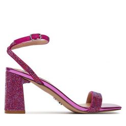 Sandały Steve Madden. Czerwone sandały Steve Madden, bez wzorów, bez obcasa, na słupku, bez zapięcia. Za 499.99 zł.