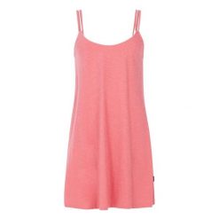 Sukienka damska Protest Cheecks. Czerwone sukienki Protest, s, bez wzorów, sportowe, bez kołnierzyka, bez ramiączek, sportowe. Za 224.00 zł.