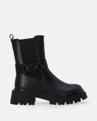 CZARNE SKÓRZANE WORKERY Z KLAMRĄ G034LEBLOBB006. Czarne botki Venezia, bez wzorów, ze skóry, bez obcasa, bez zapięcia. Za 319.00 zł.
