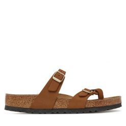 Japonki Birkenstock. Brązowe japonki Birkenstock, bez wzorów. Za 599.99 zł.