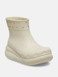 Crocs Kalosze "Classic Crush Rain" w kolorze kremowym rozmiar: 37/38. Brązowe kalosze Crocs, bez wzorów, bez zapięcia. Za 206.42 zł.