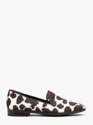 Mokasyny w krowie łaty. Brązowe mokasyny Ryłko, bez wzorów, z tkaniny. Za 299.99 zł.