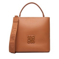 Torebka Nine West. Brązowe torebki klasyczne Nine West, z aplikacjami, klasyczne, bez dodatków. Za 199.99 zł.