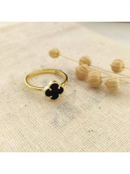 Miu Silver Pozłacany pierścionek z masą perłową rozmiar: 54. Czarne pierścionki Miu Silver, z perłą, pozłacane. Za 69.99 zł.