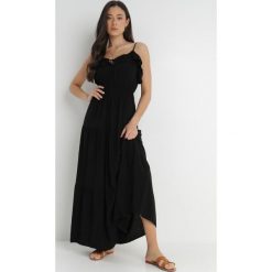 Czarna Sukienka z Wiskozy Yitira. Czarne sukienki Born2be, na imprezę, m, z aplikacjami, z wiskozy, bez kołnierzyka, bez ramiączek, maxi, rozkloszowane. W wyprzedaży za 51.99 zł.