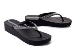 IPANEMA Mesh VIII Plat Fem 83307 black/grey, klapki/japonki damskie. Czarne japonki Ipanema, bez wzorów, z meshu. Za 77.94 zł.