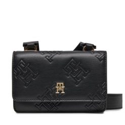 Torebka Tommy Hilfiger. Czarne listonoszki Tommy Hilfiger, bez wzorów, bez dodatków. Za 359.99 zł.