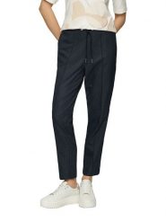 S.Oliver Spodnie w kolorze granatowym rozmiar: 38. Niebieskie spodnie materiałowe S.Oliver, bez wzorów, z materiału. Za 130.99 zł.