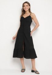 Czarna Sukienka Rozkloszowana na Ramiączkach z Guzikami z Wiskozą Efrinelle. Czarne sukienki Born2be, na co dzień, l, bez wzorów, z wiskozy, eleganckie, bez kołnierzyka, bez ramiączek, midi, rozkloszowane. W wyprzedaży za 93.49 zł.