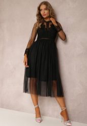 Czarna Sukienka Lylah. Czarne sukienki Renee, na studniówkę, l, z aplikacjami, z tiulu, eleganckie, bez kołnierzyka, bez ramiączek, midi, rozkloszowane. W wyprzedaży za 119.99 zł.
