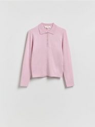 Sweter z kołnierzykiem - różowy. Czerwone swetry Reserved, l, bez wzorów, z dzianiny, bez ramiączek. Za 159.99 zł.