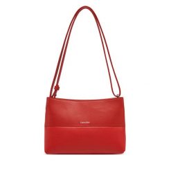 Torebka Calvin Klein. Czerwone torebki klasyczne Calvin Klein, bez wzorów, klasyczne, bez dodatków. Za 219.99 zł.
