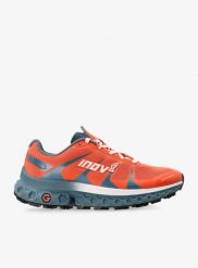 Buty trailowe damskie Inov-8 TrailFly Ultra G 300 Max. Brązowe buty do biegania Inov-8, bez wzorów, z materiału, bez zapięcia, do biegania. Za 419.99 zł.