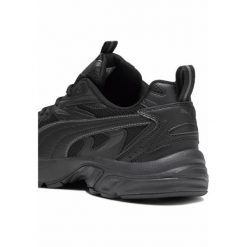Buty Sportowe unisex Puma Milenio Tech. Białe buty do biegania Puma, bez wzorów, bez zapięcia, do biegania. Za 199.99 zł.