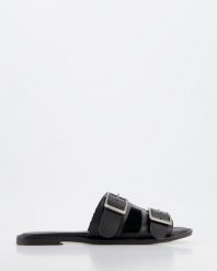 CZARNE KLAPKI 12706 BLACK. Czarne klapki Venezia, bez wzorów, ze skóry, bez obcasa, bez zapięcia. Za 169.00 zł.