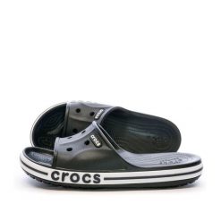 Klasyczne klapki Crocs Bayaband Slide. Czarne klapki Crocs, bez wzorów, klasyczne, bez obcasa, bez zapięcia. Za 120.99 zł.
