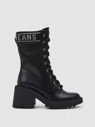 Pepe Jeans FOOTWEAR Botki "Boss" w kolorze czarnym rozmiar: 36. Czarne botki Pepe Jeans FOOTWEAR, bez wzorów, z jeansu, eleganckie, bez obcasa, bez zapięcia. Za 177.94 zł.