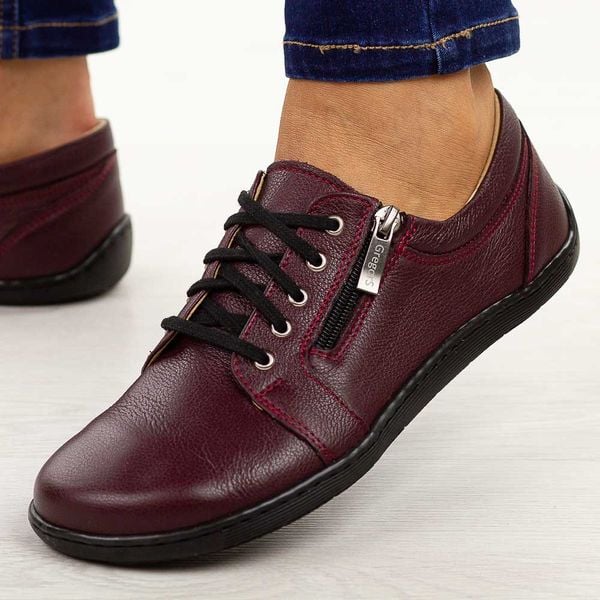 Bordowe skórzane Polskie półbuty damskie barefoot Gregors 1153. Czerwone półbuty wsuwane GREGORS, na jesień, bez wzorów, z jeansu, biznesowe, bez obcasa, na płaskiej podeszwie. Za 359.00 zł.