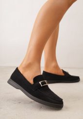Czarne Mokasyny z Prostokątną Metaliczną Ozdobą Aeleorane. Czarne mokasyny Born2be, z aplikacjami, z materiału, z okrągłym noskiem. Za 119.99 zł.