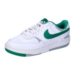Buty Kobieta Nike Gamma Force biały. Białe buty do biegania Nike, bez wzorów, bez zapięcia, do biegania. Za 430.70 zł.