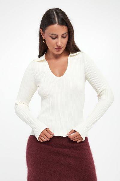 Sweter damski prążkowany Binomio MARELLA SPORT. Swetry Marella, m, bez wzorów, prążkowane, sportowe, bez ramiączek. Za 669.00 zł.