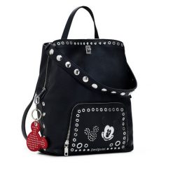 Plecak Desigual. Czarne plecaki Desigual, bez wzorów, bez dodatków. Za 289.99 zł.