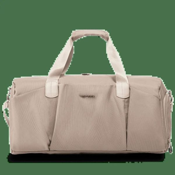 WINGS Torba sportowa SKYLARK beige. Brązowe torby sportowe Wings, bez wzorów, z materiału. Za 99.90 zł.