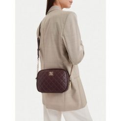 Torebka Nine West. Brązowe torebki klasyczne Nine West, bez wzorów, klasyczne, bez dodatków. Za 199.99 zł.