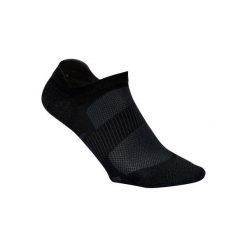 Skarpetki do chodzenia WS 500 Fresh Invisible czarne. Czarne skarpetki NEWFEEL, bez wzorów, z elastanu. Za 14.99 zł.