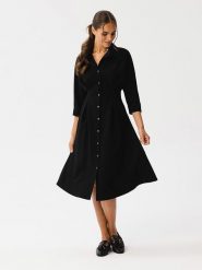 Stylove Sukienka w kolorze czarnym rozmiar: XL. Czarne sukienki Stylove, xl, bez wzorów, bez kołnierzyka, bez ramiączek, midi. Za 295.95 zł.